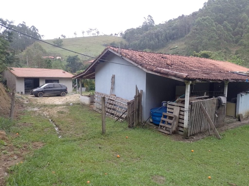 Sítio em Natividade da Serra