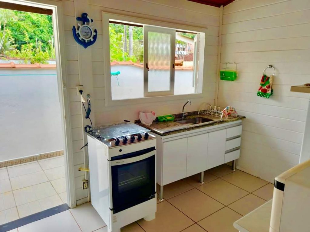 Casa a venda com piscina Praia das Toninhas