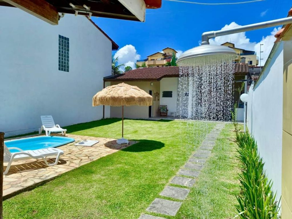 Casa a venda com piscina Praia das Toninhas