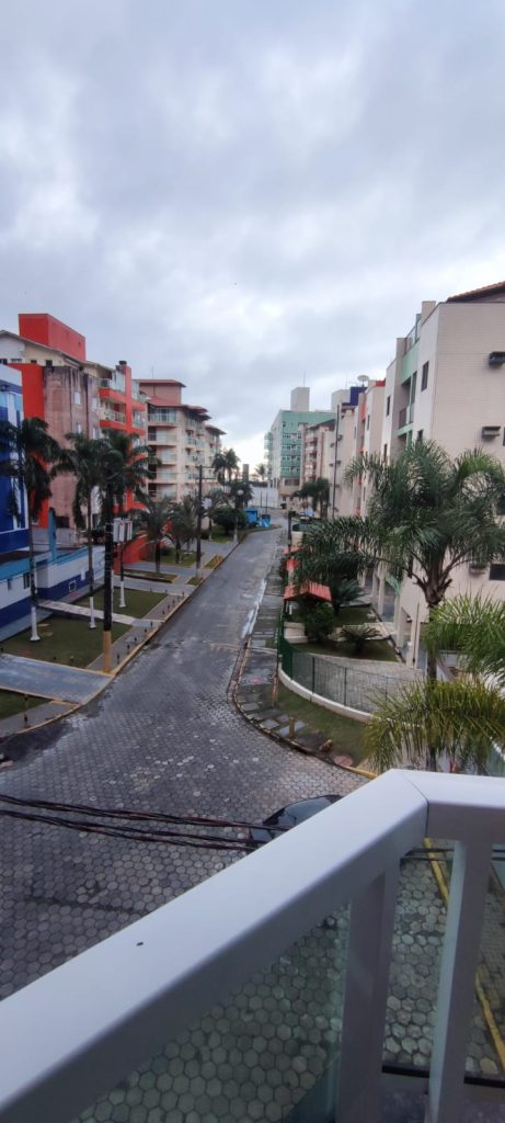 Apto amplo a venda Praia Grande Ubatuba