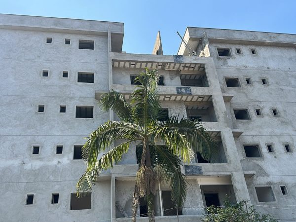 Apto em Construção a venda no Perequê Açú