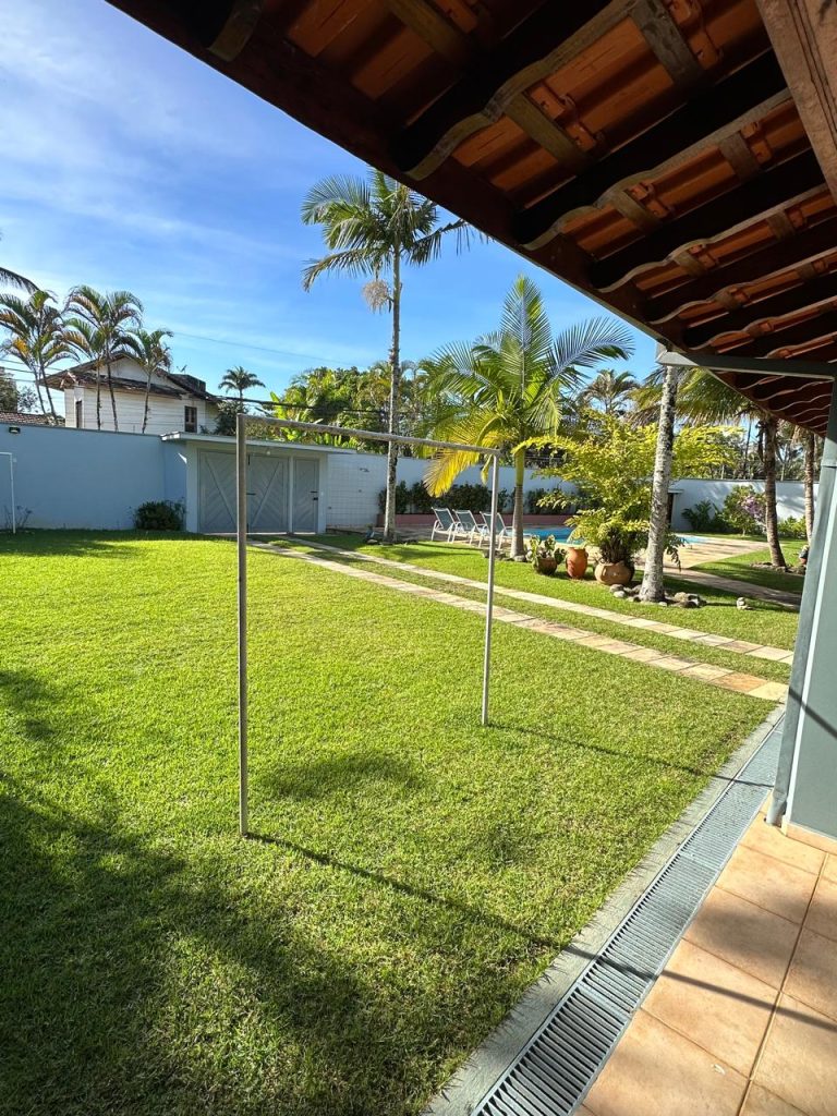 Casa de Alto Padrão a venda no Itaguá