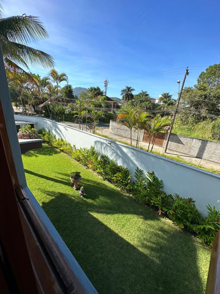 Casa de Alto Padrão a venda no Itaguá