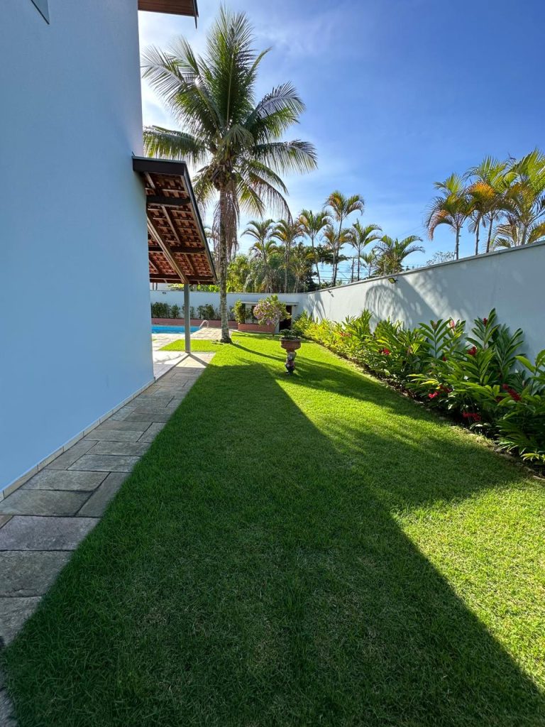 Casa de Alto Padrão a venda no Itaguá